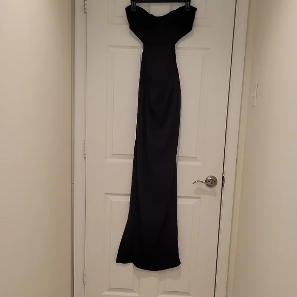 Black Evening Gown w/ Side Slit NWT - Picture 5 of 7